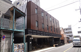 コンビニ・ファミレスに近いシェアハウス